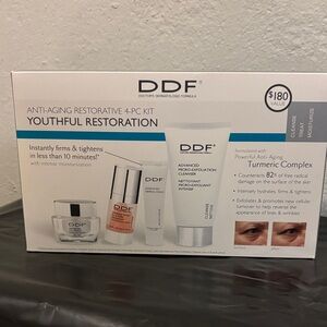 Youthful Restoration Skincare Kit - White and Silver